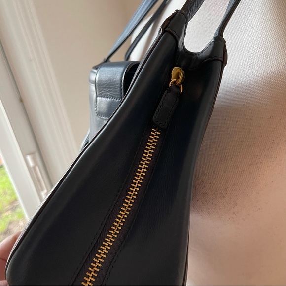 Tory Burch Navy Hobo Bag - Picture 8 of 16